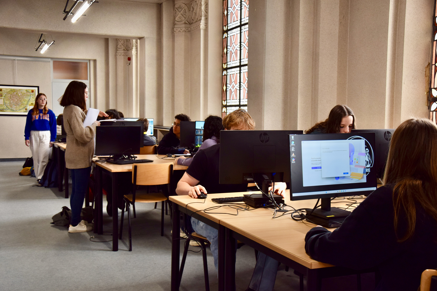 Classe d'étude du Collège Saint-Pierre à Uccle.